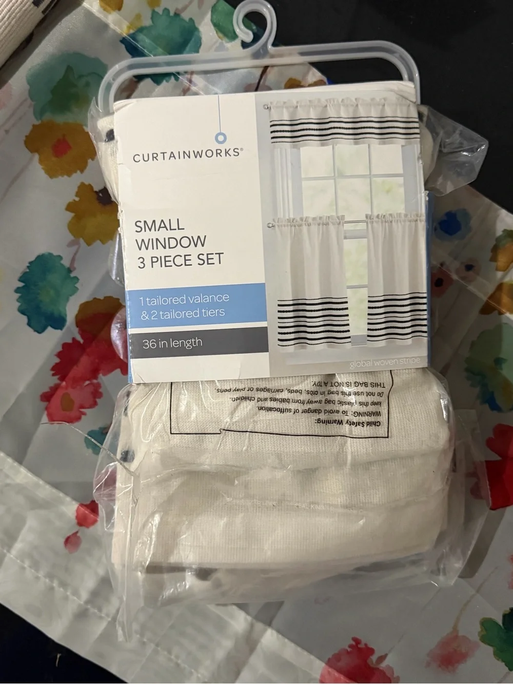 Curtain package image